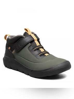 Bogs Kids' Skyline Kicker Mid Sneaker Size. 2